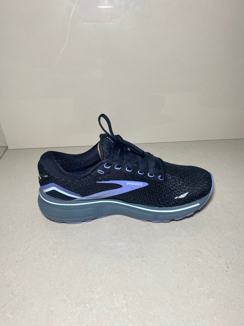 Brooks Ghost 15 – Black Jacaranda