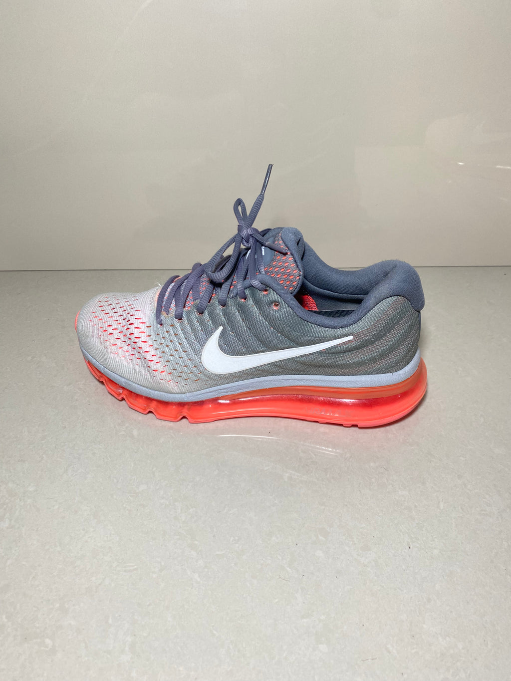 Nike Air Max 2017 — Premium Running Shoes
