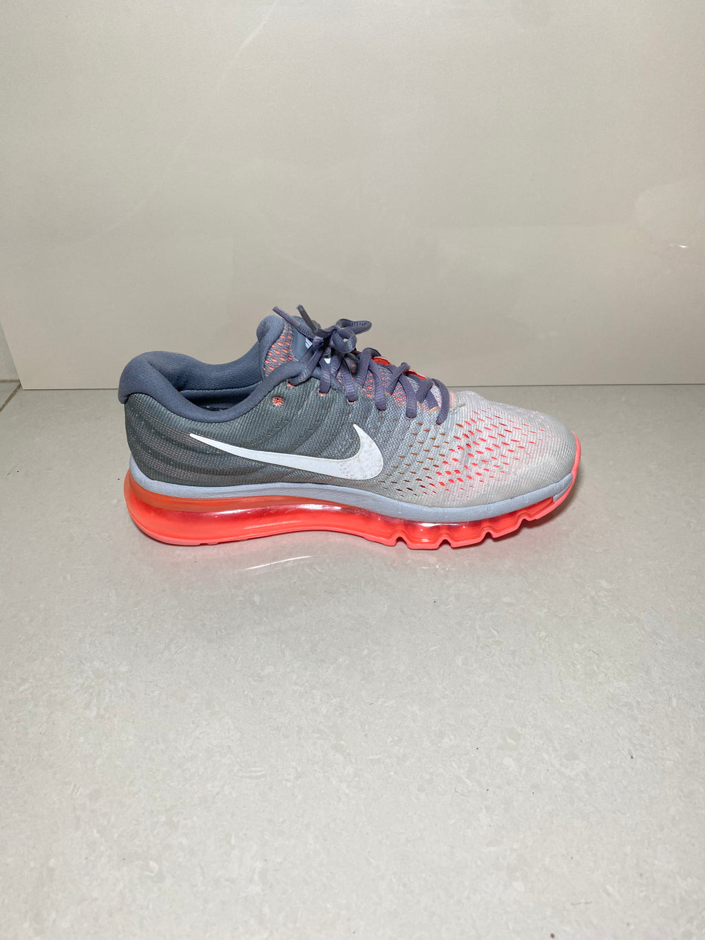 Nike Air Max 2017 — Premium Running Shoes