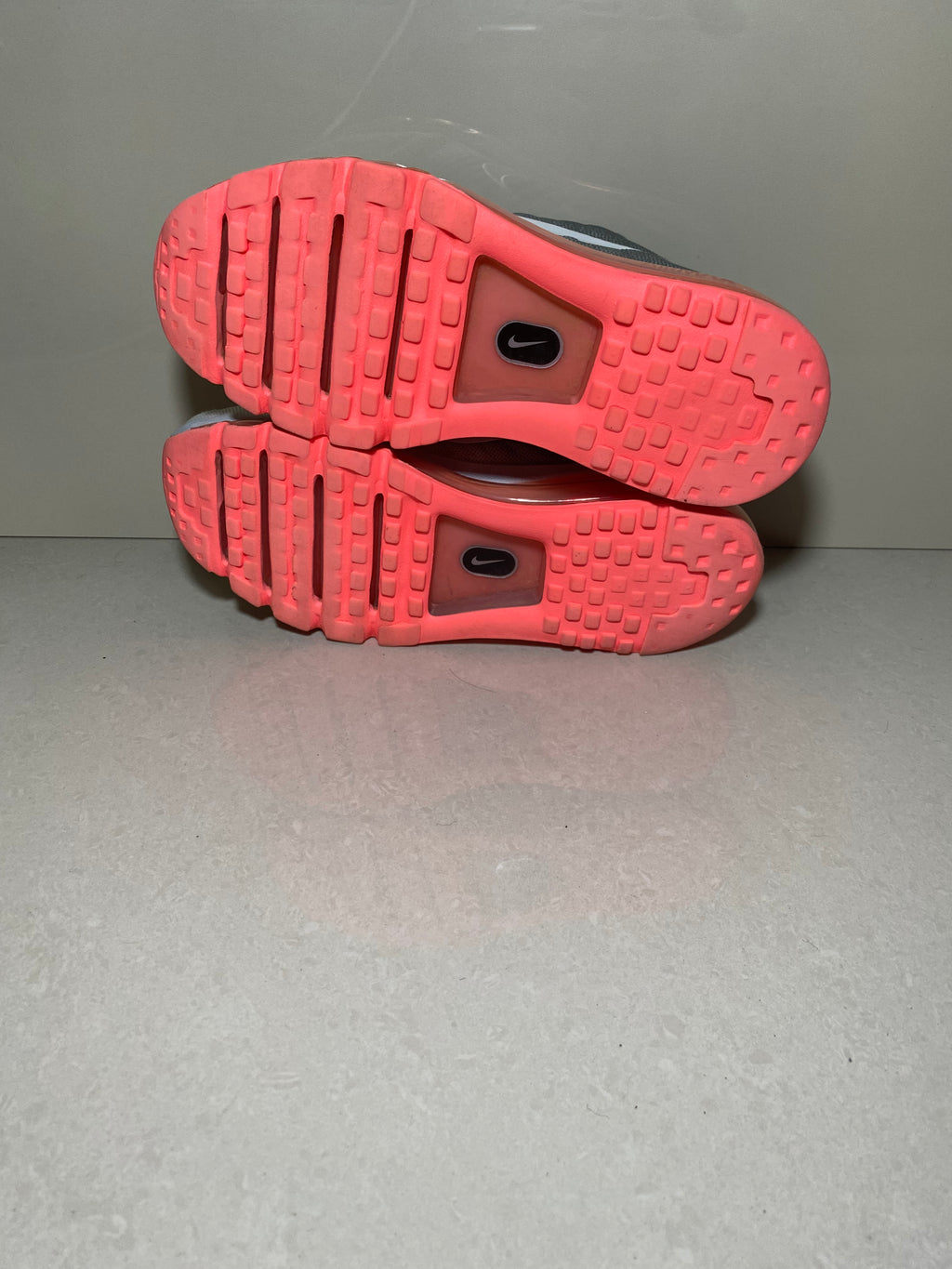 Nike Air Max 2017 — Premium Running Shoes