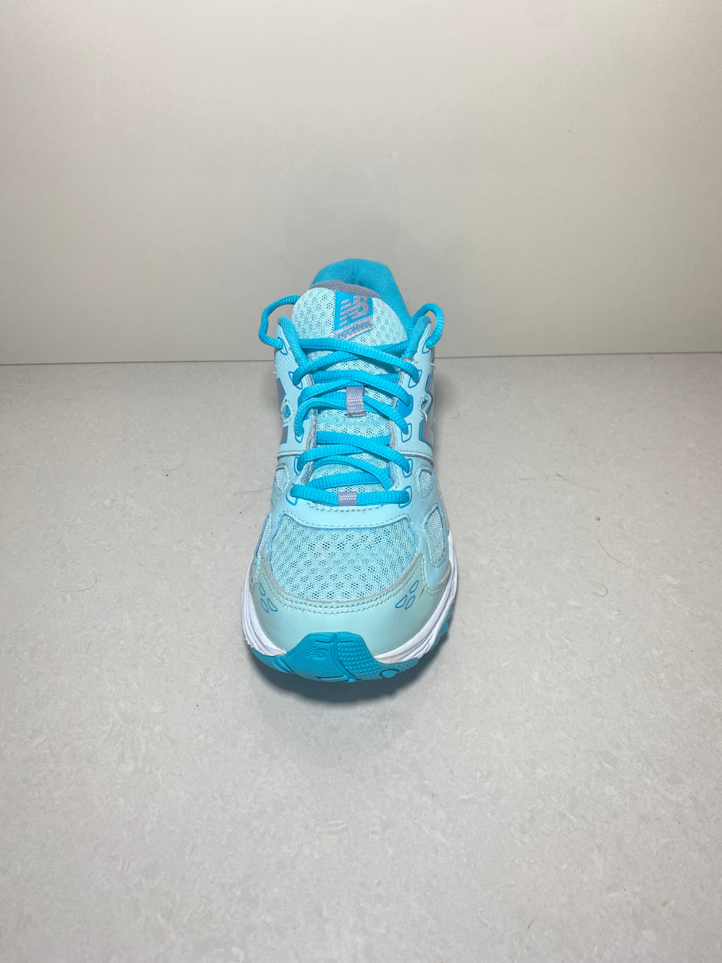 New Balance Aqua Surge