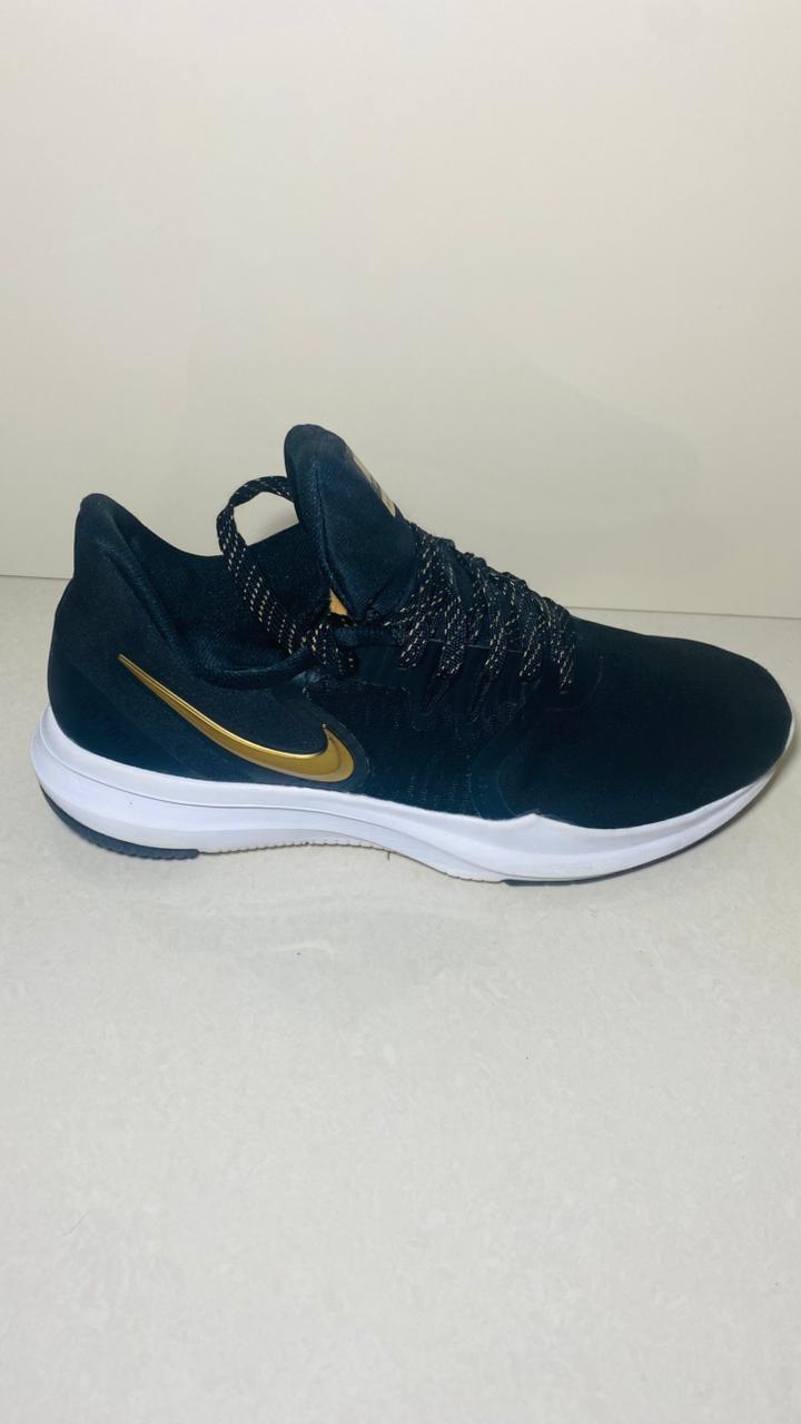 Nike In-Season TR 8 – Black